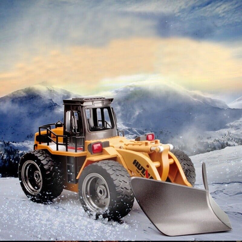 Huina RC Snow Plow Truck Remote Controlled Construction Vehicle 1:18 Scale 1586