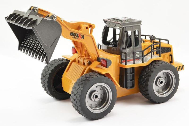 HUINA 1520 2.4G 1:18 6 Channel Electronic Bulldozer Remote Control Truck RC Toy