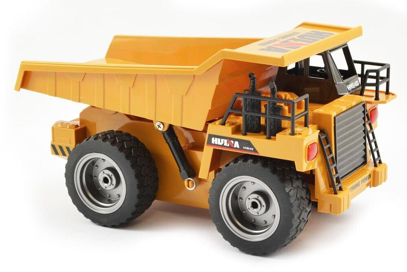 Huina 1540 RC Dump Truck 1/18 Scale Remote Controlled Digger Tipper Metal Cab
