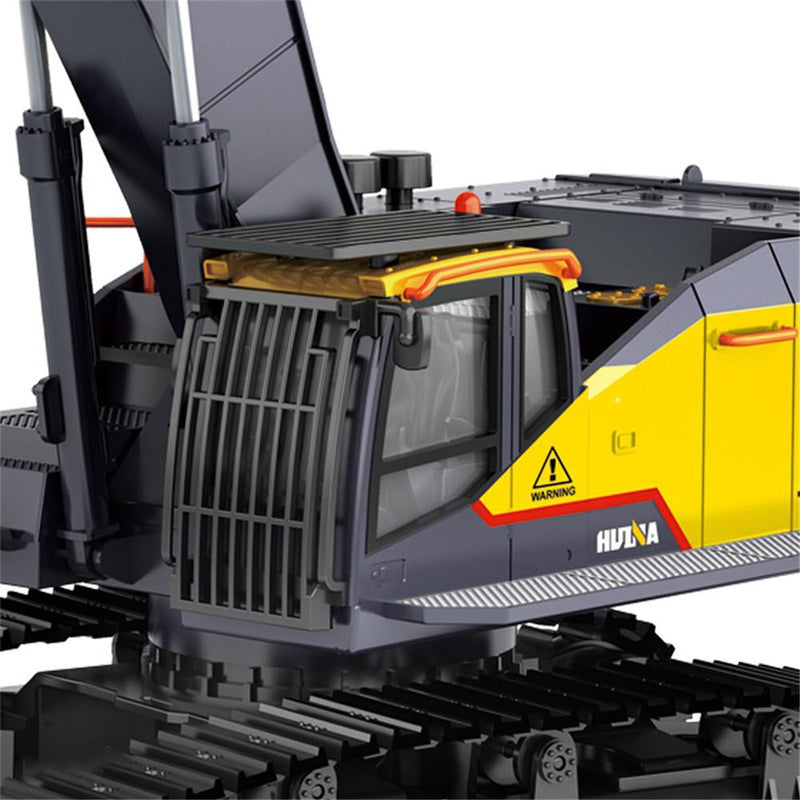 Huina 1592 1:14 Scale Remoted Controlled Excavator with Metal Bucket & Cab